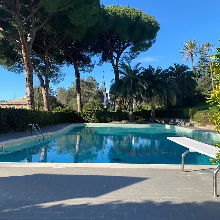 Casaviva-stylish Trilo With Ac-shared Pool-parking * Генуя